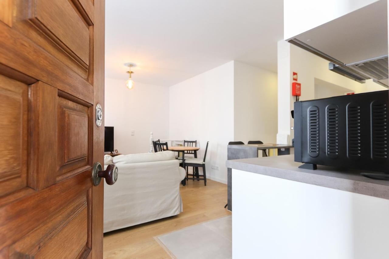 Wal Apartments- 3 Bedrooms With Parking Space Lisbon Exterior photo