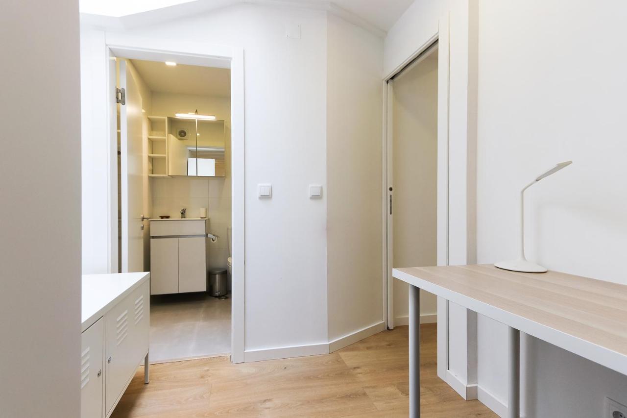 Wal Apartments- 3 Bedrooms With Parking Space Lisbon Exterior photo