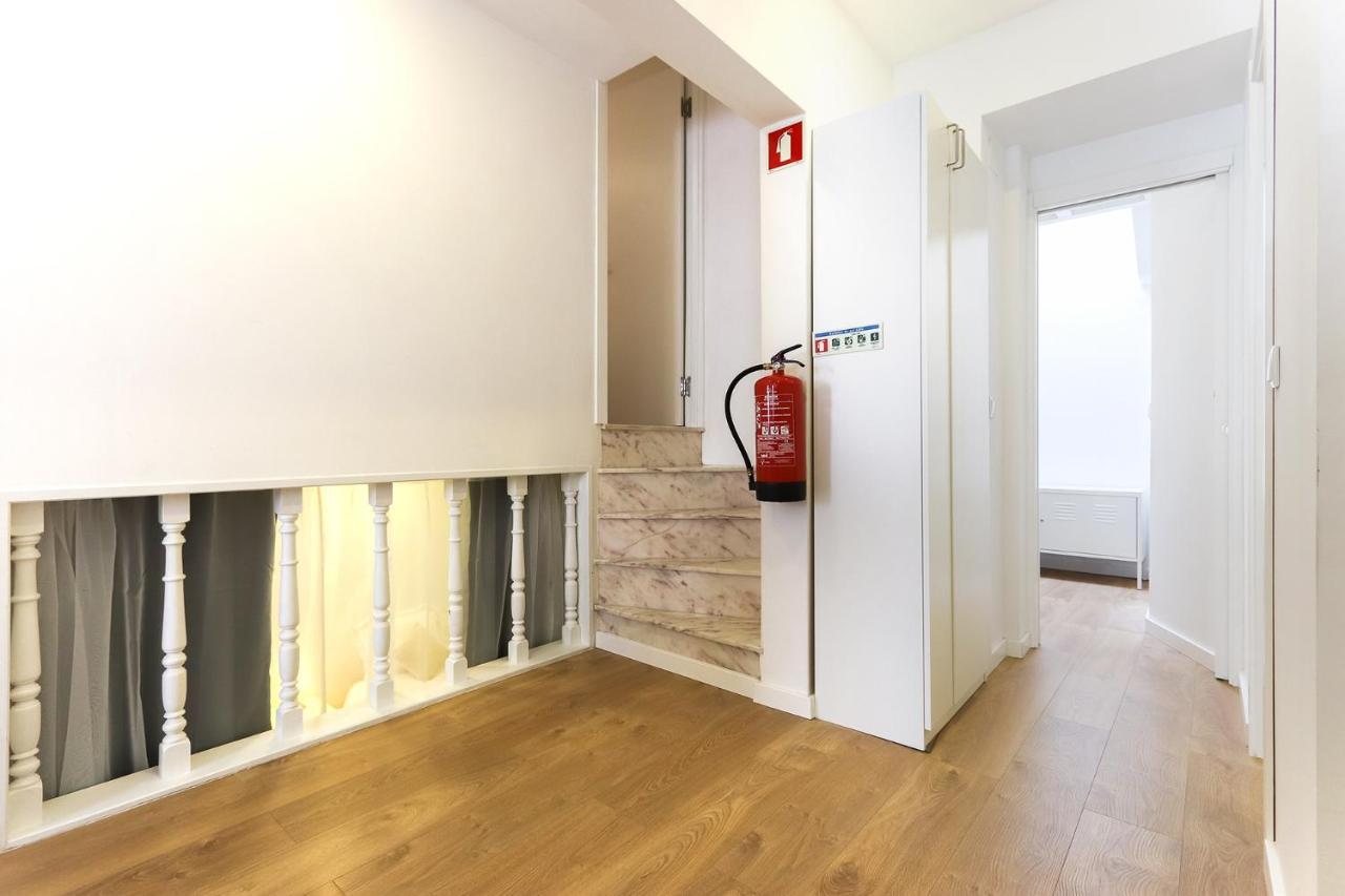 Wal Apartments- 3 Bedrooms With Parking Space Lisbon Exterior photo