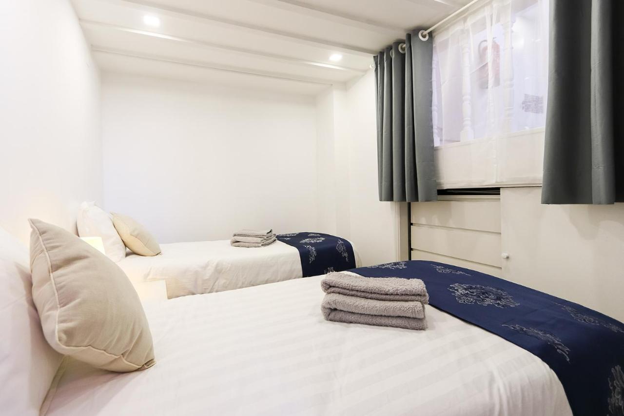 Wal Apartments- 3 Bedrooms With Parking Space Lisbon Exterior photo